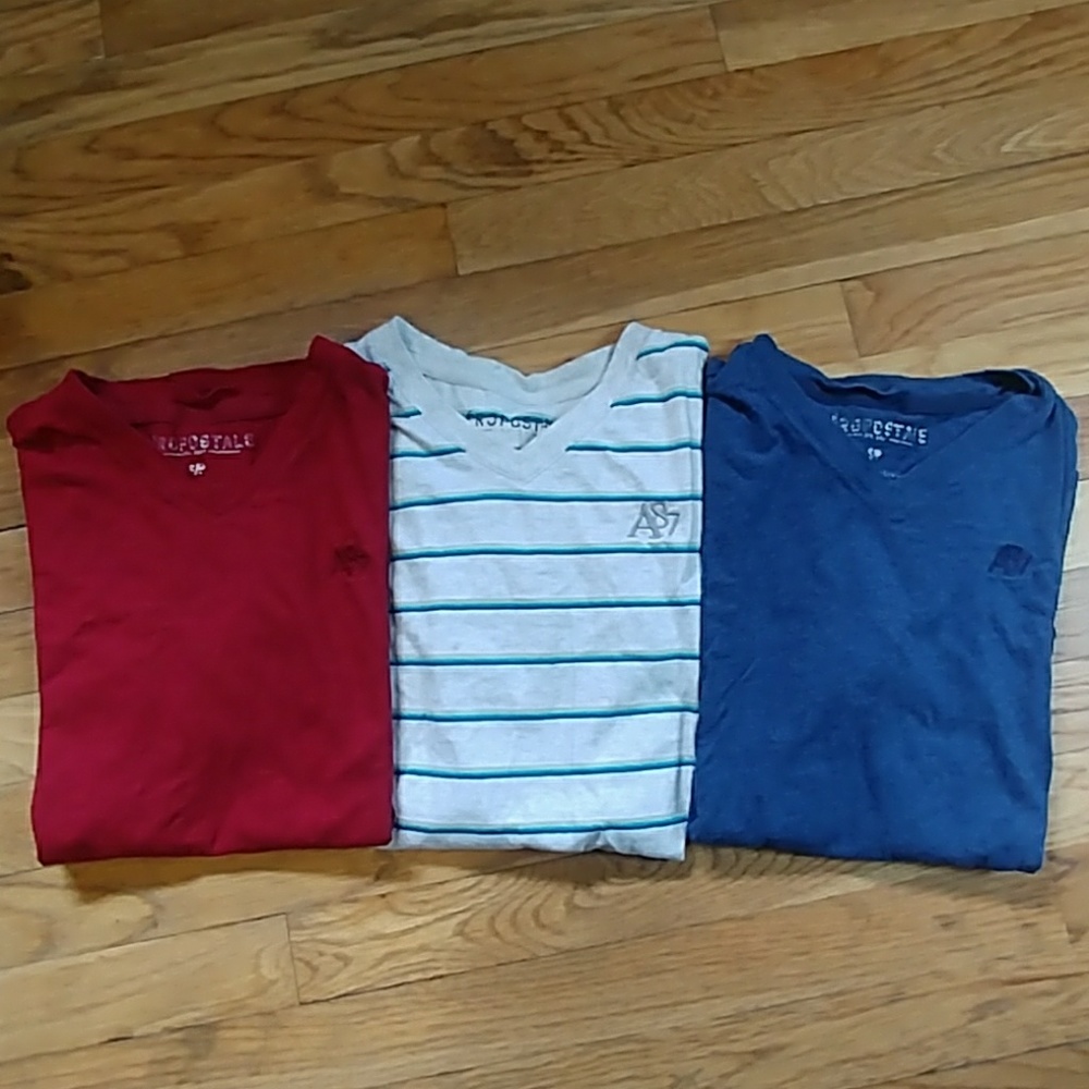 Aeropostale vneck tshirt bundle